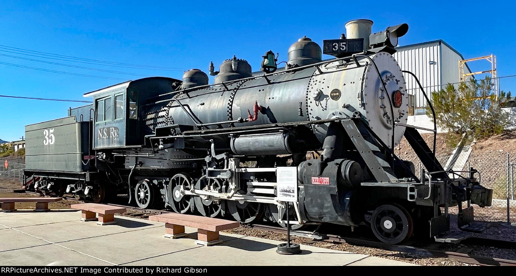 Pacific Lumber Company 35 Stream Locomotive